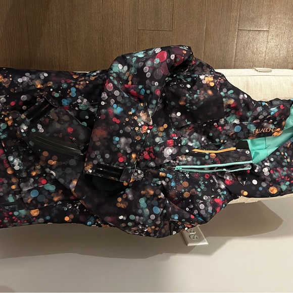 Winter Ski Jacket - Picture 1 of 9